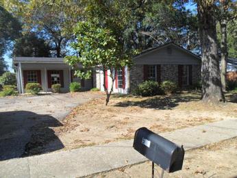  520 Newport Drive W, Mobile, AL photo