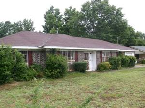  2427 Brothers Dr, Tuskegee, AL photo