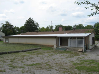  927 S College Street St, Mountain Home, AR 6438033