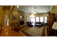  5708 S CHANBERRY LN, Rogers, AR 6465761