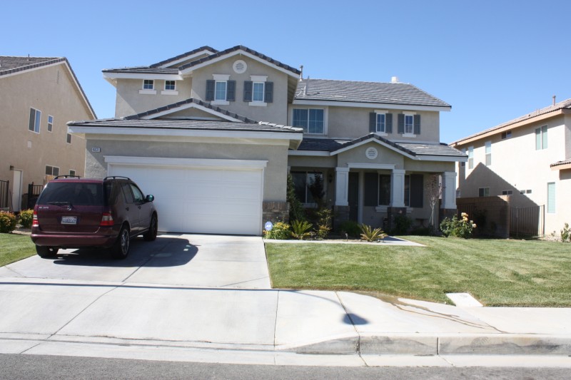  4631 Avenue J13, Lancaster, CA photo