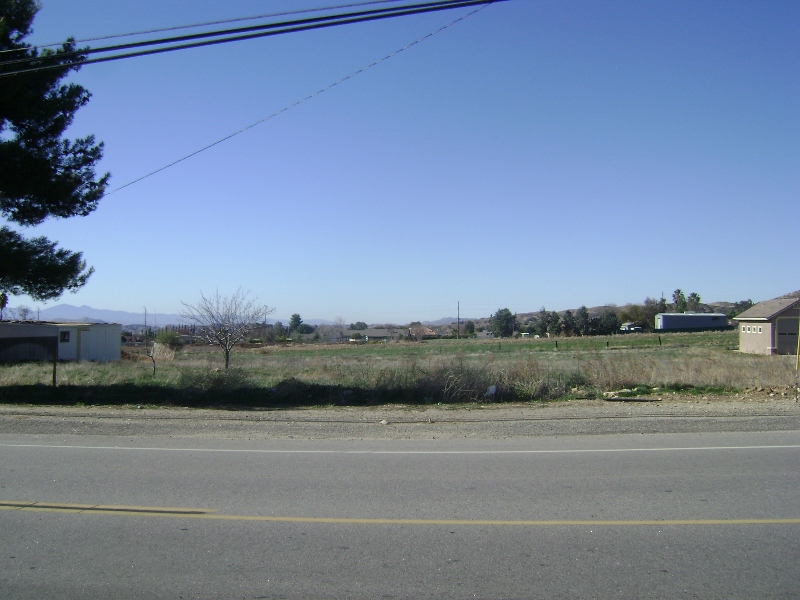  9815 Beaumont Avenue, Cherry Valley, CA photo