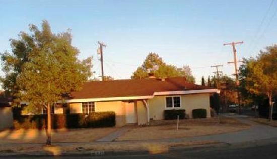  45010 18th St W, Lancaster, CA photo