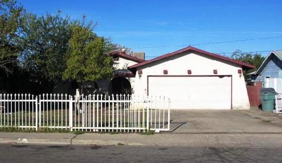  1535 North Locust Street, Visalia, CA photo