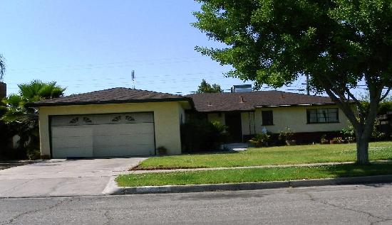  4012 East Sussex Way, Fresno, CA photo