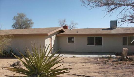  3171 Julcrest Rd, Yucca Valley, CA photo