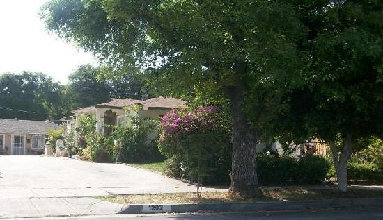  1202& 1204 Lawrence Avenue, Rosemead, CA photo