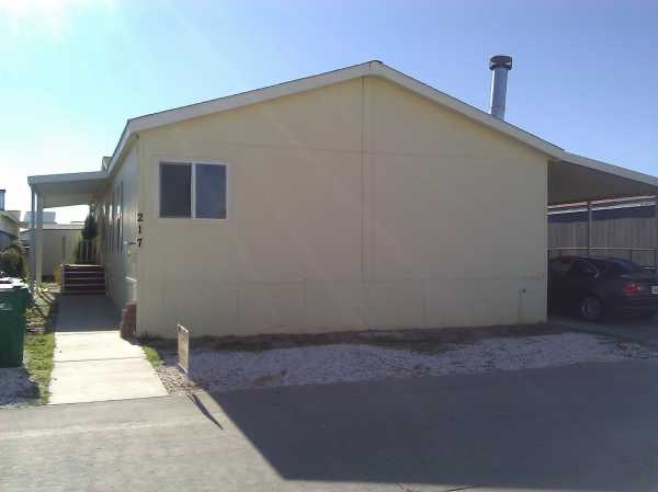  45465 25th St. East #217, Lancaster, CA photo