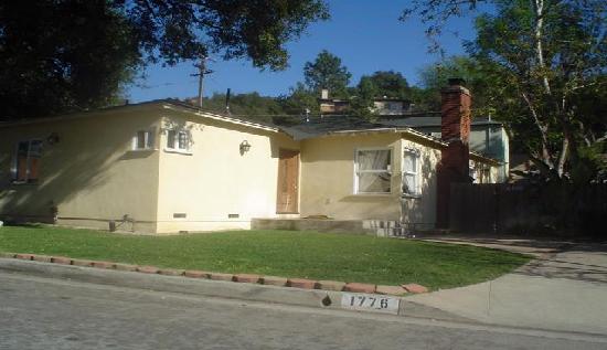  1776 Woodland Avenue, Glendale, CA photo