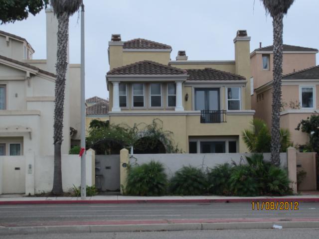  422 Goldenwest St, Huntington Beach, CA photo
