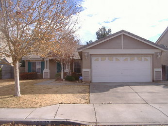  45632 Barham Ave., Lancaster, CA photo