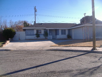  44904 Camolin Avenue, Lancaster, CA photo