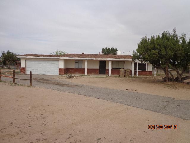  15784 Palm St, Hesperia, California  photo