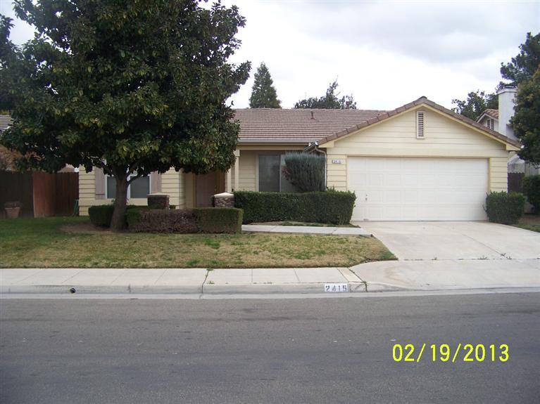  2415 S Sabre Ave, Fresno, California  photo