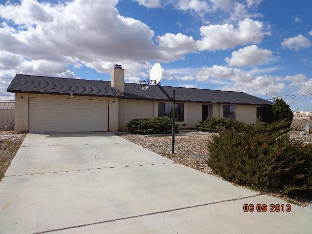  11840 Hemlock Ave, Hesperia, California  photo