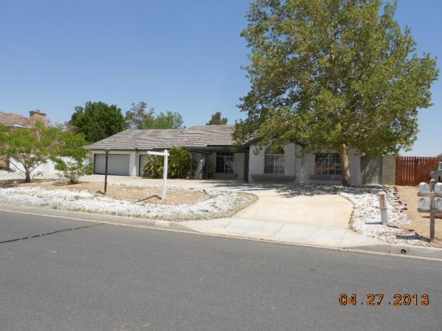  12739 Yorkshire Dr, Apple Valley, CA photo