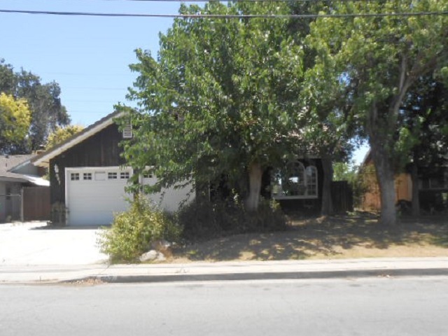  607 Mckelvey Avenue, Bakersfield, CA photo