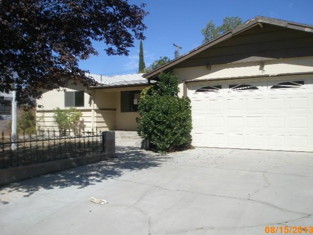  704 Merion Way, Tehachapi, CA photo