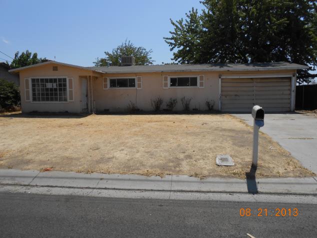  1337 W Roby Ave, Porterville, CA photo