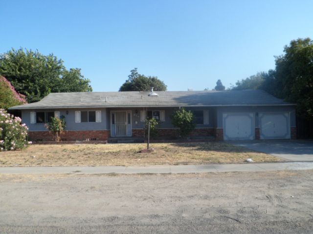  814 Elm Avenue, Modesto, CA photo