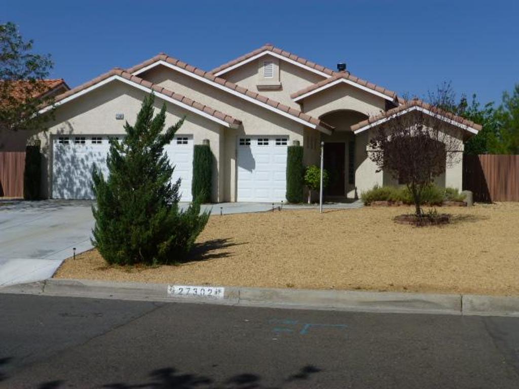  27302 Silver Lakes Parkway, Helendale, CA photo