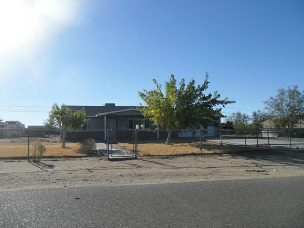  11494 Shangri La Ave, Hesperia, California photo