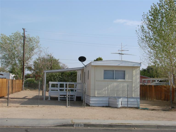  709 Reeves Ave, Ridgecrest, CA photo