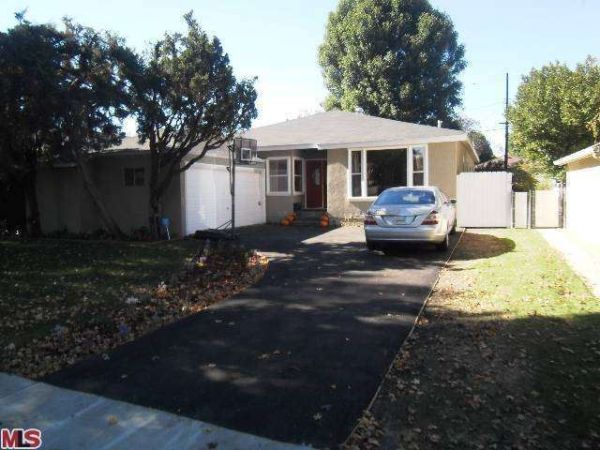  6607 Enfield Ave, Reseda, CA photo