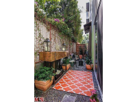  1200 N Sweetzer Ave #4, West Hollywood, CA 7442155