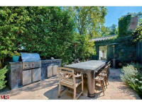  2645 Outpost Dr, Los Angeles, CA 7442961