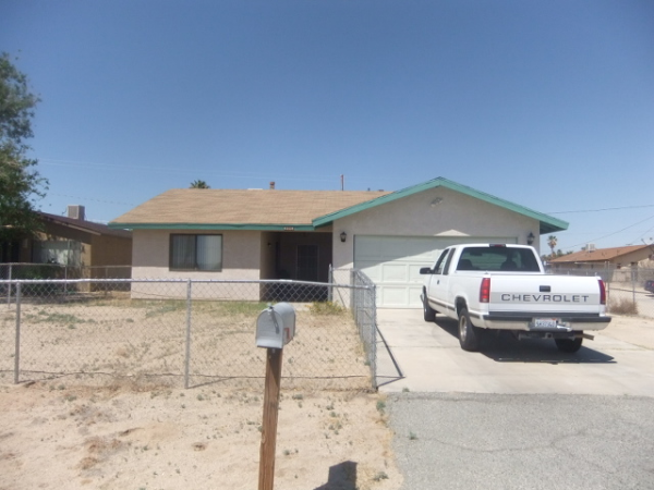  6328 Palm View Ave, 29 Palms, CA photo