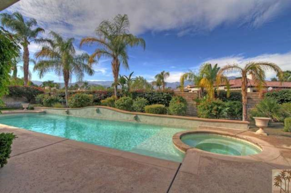  13 Pinewood Circle, Rancho Mirage, CA photo