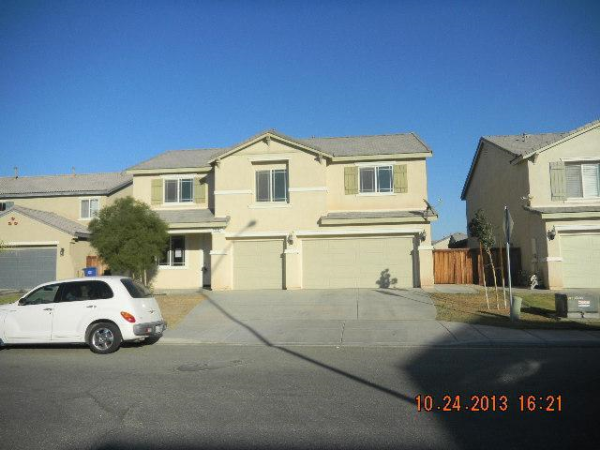  2646 Oasis, Imperial, CA photo