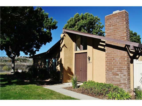  3408 Orchard Wy, Oceanside, CA photo