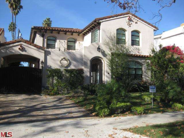  313 S Oakhurst Dr, Beverly Hills, CA photo
