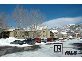  1535 Shadow Run Ct, Steamboat Springs, CO photo