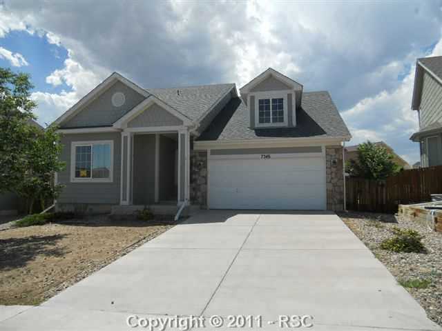  7346 Bentwater Dr, Fountain, CO photo