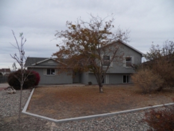  617 S Bellflower Dr, Pueblo West, CO photo