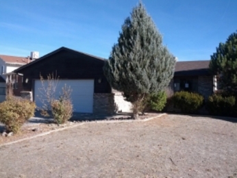  2122 Chautard Dr, Pueblo, CO photo