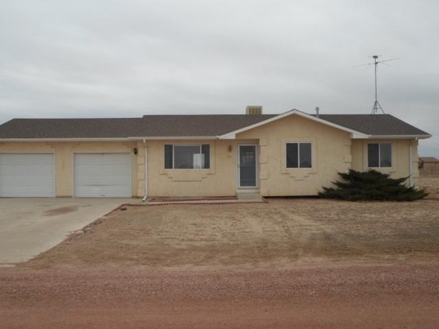  608 E Paradise Dr, Pueblo, CO photo