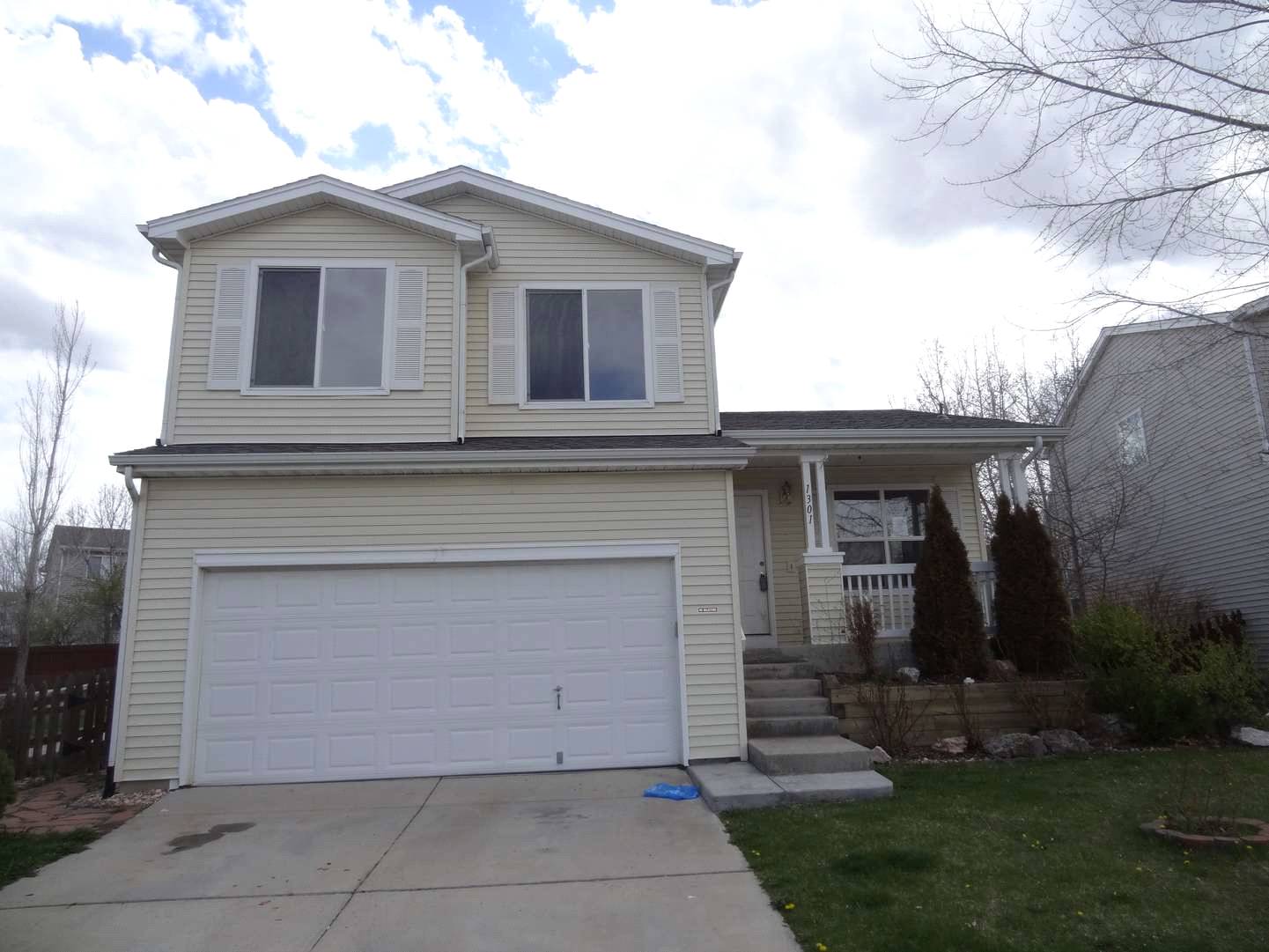  1301 Red Mountain Dr, Longmont, CO photo