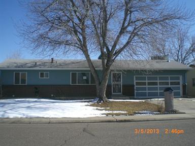  868 Mobile St, Aurora, Colorado  photo