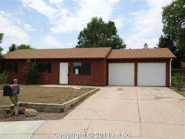  2090 Shawnee Dr, Colorado Springs, Colorado photo