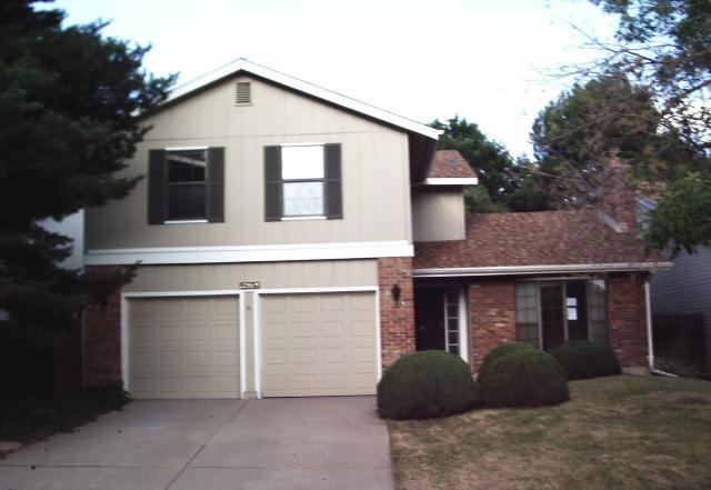  12363 East Bates Circle, Aurora, CO photo