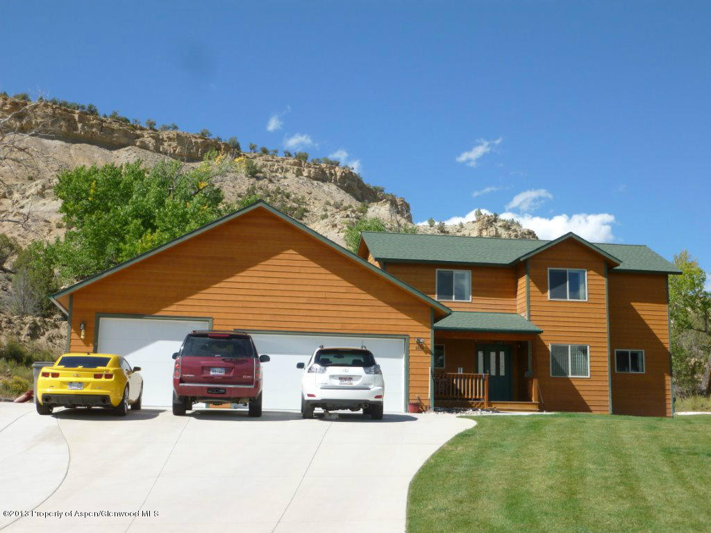  2665 Fairview Heights Ct, Rifle, CO photo