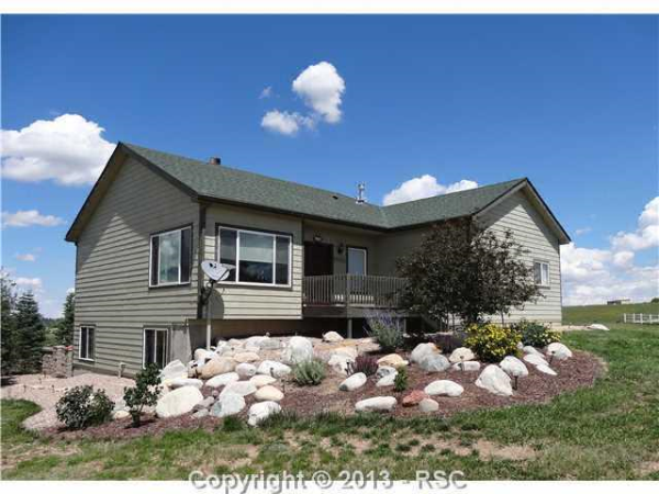  19650 E Thunder Rd, Colorado Springs, CO photo