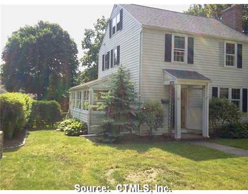  96 Grove St, New Milford, CT photo
