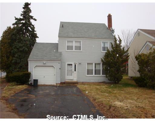  4 Greenwich Ct, Middletown, CT photo