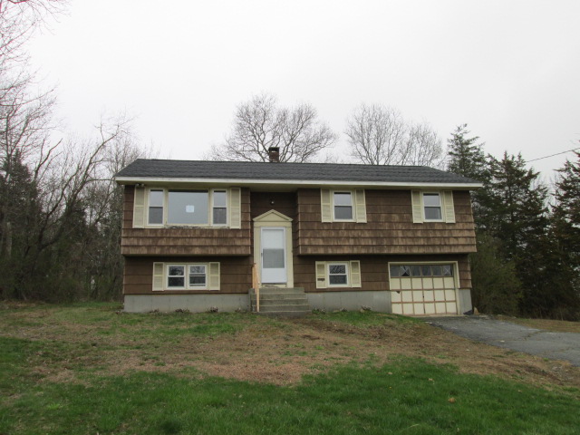  350 Gendron Rd, Plainfield, CT photo