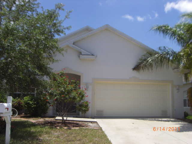  8956 Falcon Pointe Loop, Fort Myers, FL photo